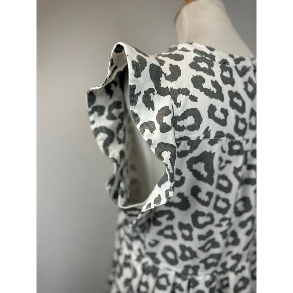 Very J Dress Linen Blend Leopard Print Gray White Size Large Flutter Sleeve - Picture 6 of 10